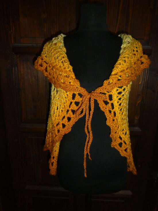 horgolt mellény m-es (1122)