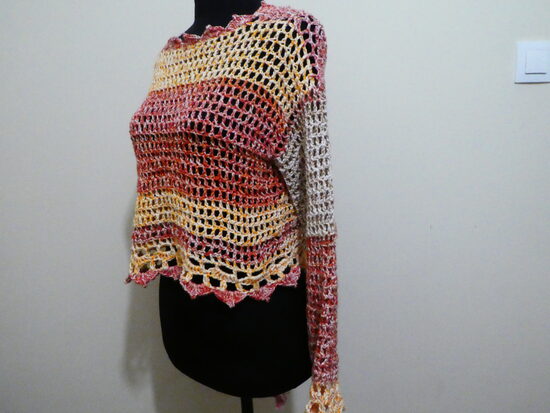 horgolt rövid fazonú laza felső s-m-es (1142)